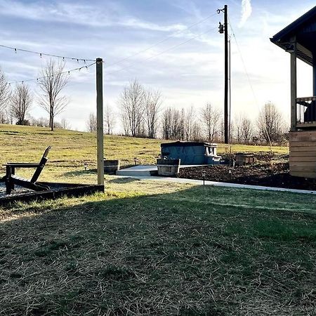 Bourbon Barrel Cottages #1 Of 5 On Kentucky Trail Lawrenceburg エクステリア 写真