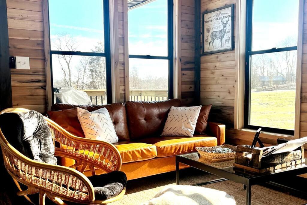 Bourbon Barrel Cottages #1 Of 5 On Kentucky Trail Lawrenceburg エクステリア 写真