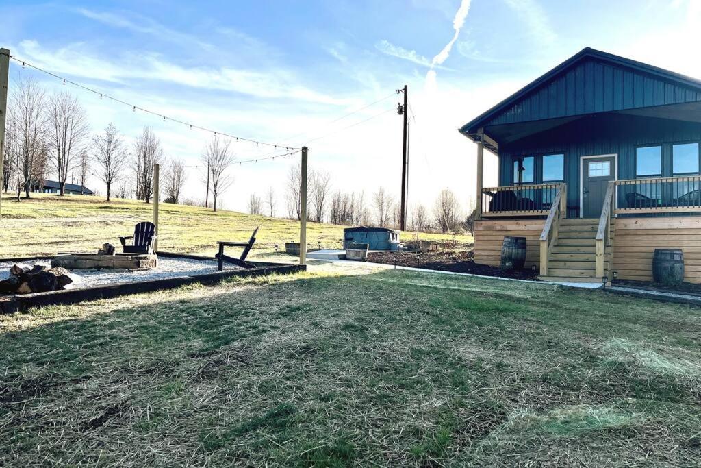 Bourbon Barrel Cottages #1 Of 5 On Kentucky Trail Lawrenceburg エクステリア 写真